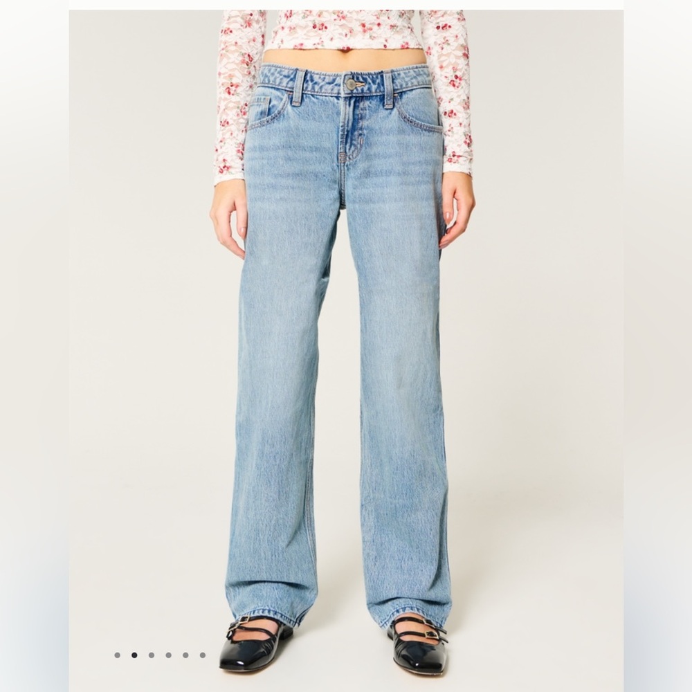 Hollister low-rise medium wash eyelet bow loose jeans size 00r 24 regular euc
